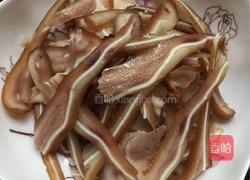 凉拌猪耳朵的做法图解1
