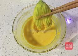 脆炸南瓜花的做法图解3