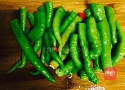 虎皮线椒的做法图解1