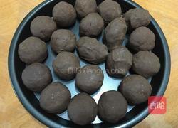 蛋黄豆沙月饼的做法图解8