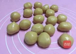 蛋黄豆沙月饼的做法图解9
