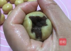 蛋黄豆沙月饼的做法图解11