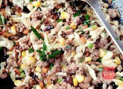 蔬菜香菇肉沫水饺的做法图解1