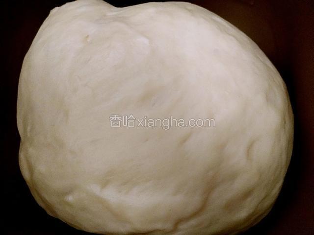 待面团发酵至原来的2.5倍大即可