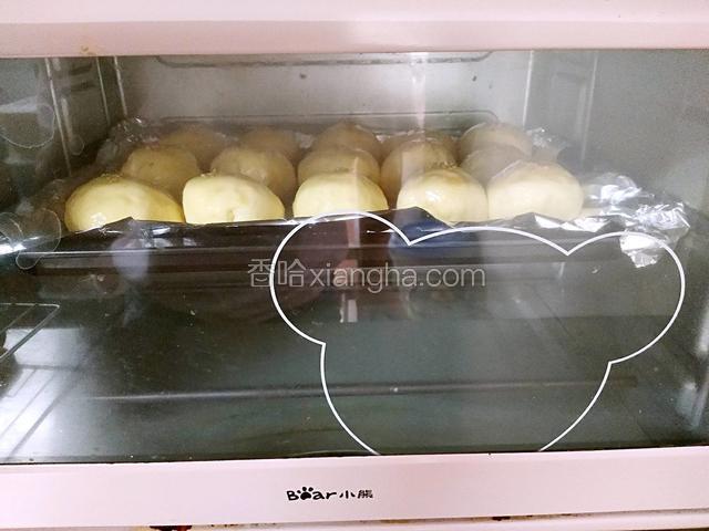 放入烤箱170度烤30分钟