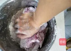 Illustration of making homemade dragon fruit noodles 4