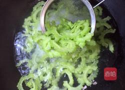 凉拌苦瓜的做法图解5