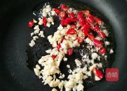 炝炒空心菜梗的做法图解3