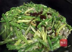辣炒豆角丝的做法图解5