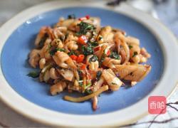 紫苏炒鱿鱼的做法图解5