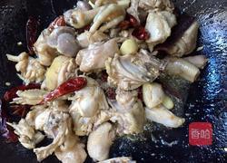 红烧辣子鸡的做法图解8