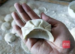 猪肉芹菜蒸饺的做法图解15