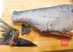 糖醋鱼块的做法图解2