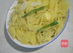 酸辣土豆丝片的做法图解3
