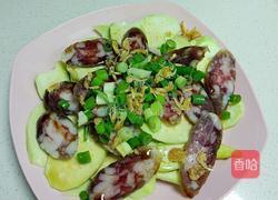 丝瓜蒸香肠的做法图解3
