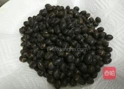 椒盐黑豆的做法图解3