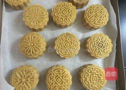 莲蓉蛋黄月饼的做法图解21