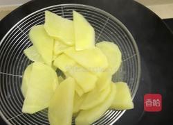 腊肉铁板烧土豆的做法图解2