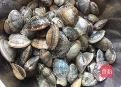 蛤蜊蛋花汤的做法图解2