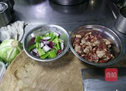 孜然牛肉的做法图解1