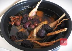 五指毛桃灵芝鸡汤的做法图解12