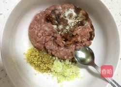 莲藕猪肉包子的做法图解4
