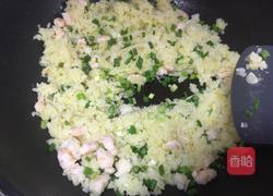 虾仁炒饭的做法图解10