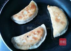 韭菜盒子的做法图解19