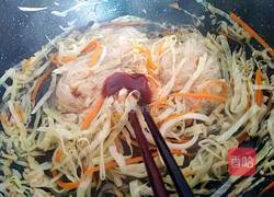 虾皮包菜炒粉丝的做法图解9
