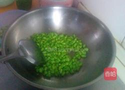 酱瓜炒毛豆的做法图解3
