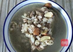 莲子百合煲鸭汤的做法图解8