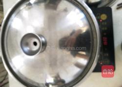 莲子百合煲鸭汤的做法图解7