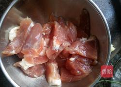豆角炒猪肉的做法图解2
