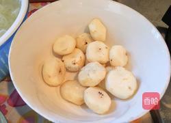 雪梨银耳糖水的做法图解5