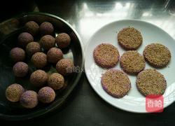 紫薯芝麻球的做法图解7