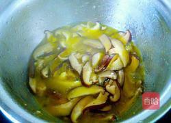 香菇小油菜的做法图解13