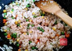 甜虾彩蔬炒饭的做法图解9
