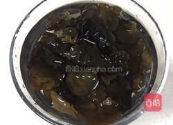 凉拌木耳的做法图解2
