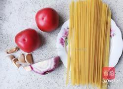 蕃茄意面的做法图解1