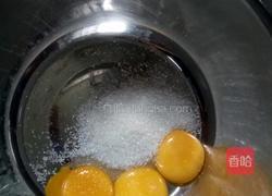 电饭煲蛋糕的做法图解2