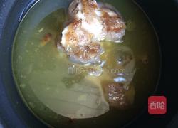 浓浓牛骨汤之番茄牛肉的做法图解1