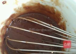 巧克力奥利奥熔岩马克杯蛋糕的做法图解3