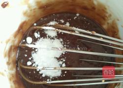 巧克力奥利奥熔岩马克杯蛋糕的做法图解4