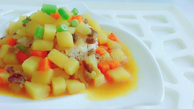 咖喱土豆盖饭