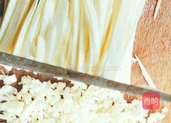 水煎饺 茭白鲜肉饺子的做法图解3