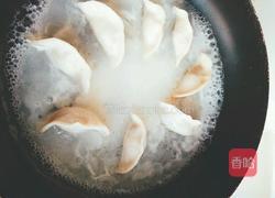 水煎饺 茭白鲜肉饺子的做法图解12
