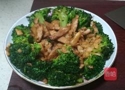 西兰花炒鸡肉的做法图解9
