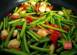 芦笋炒虾球的做法图解11