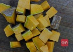 红枣小米南瓜养生粥的做法图解1