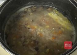 香菇玉米红萝卜粥的做法图解7